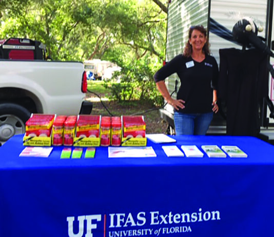 Uf Ext Mosquito Booth At Camp Helen 2019 Julie