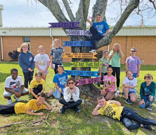 Hutchison Beach Elementary students