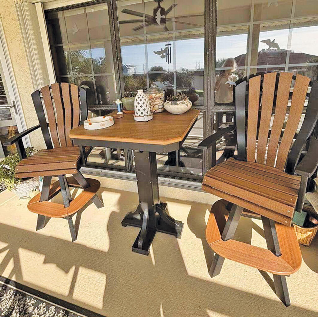 B And E Outdoor Furniture Table And Chairs