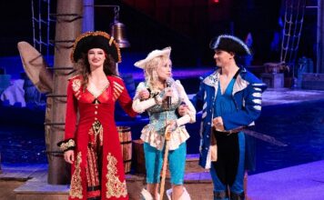 Pirate’s Voyage Dinner & Show Media Event With Dolly Parton